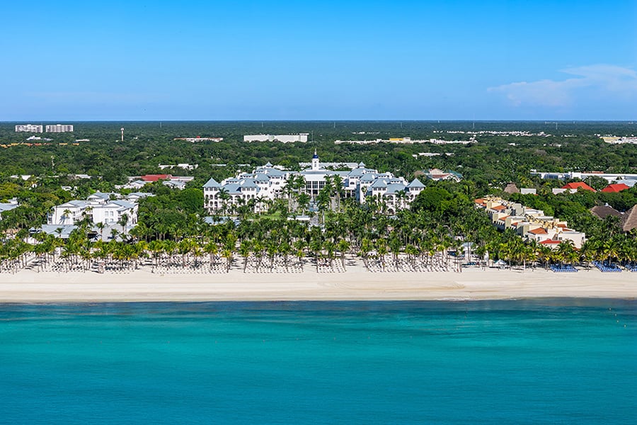 beach-hotel-riu-palace-mexico.jpg