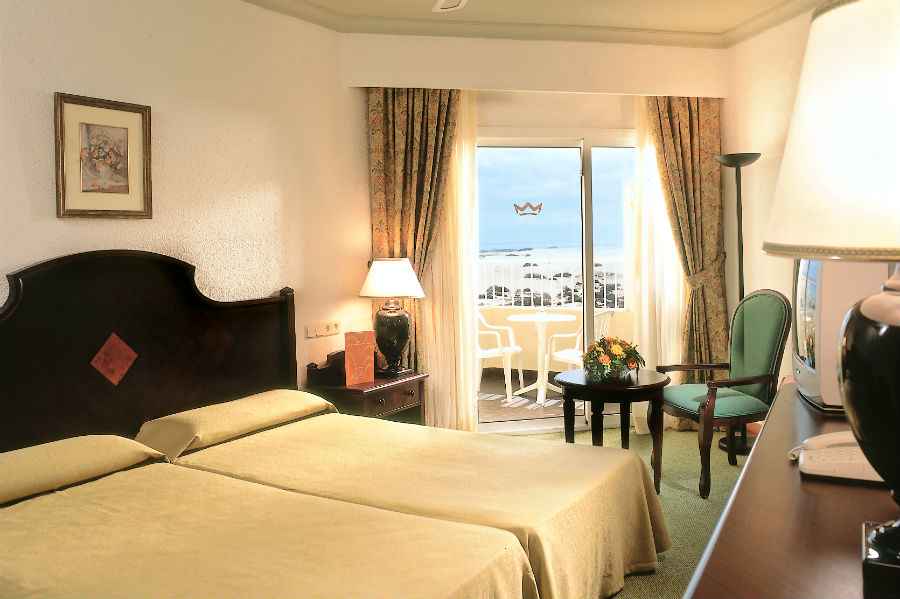 flirting games at the beach club resort hotel room flirting games at the beach club resort hotel room