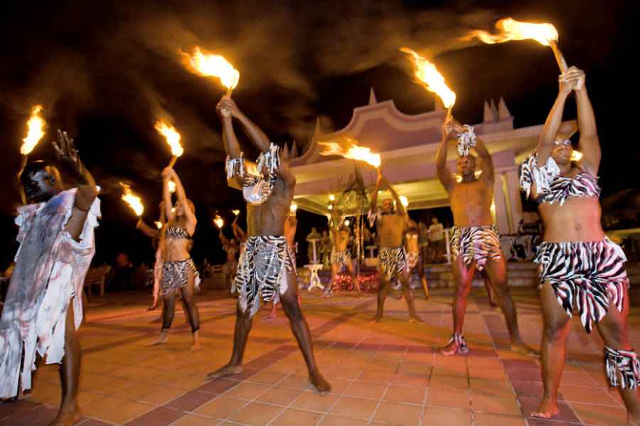 Nightly Entertainment Grand Runaway Beach Resort