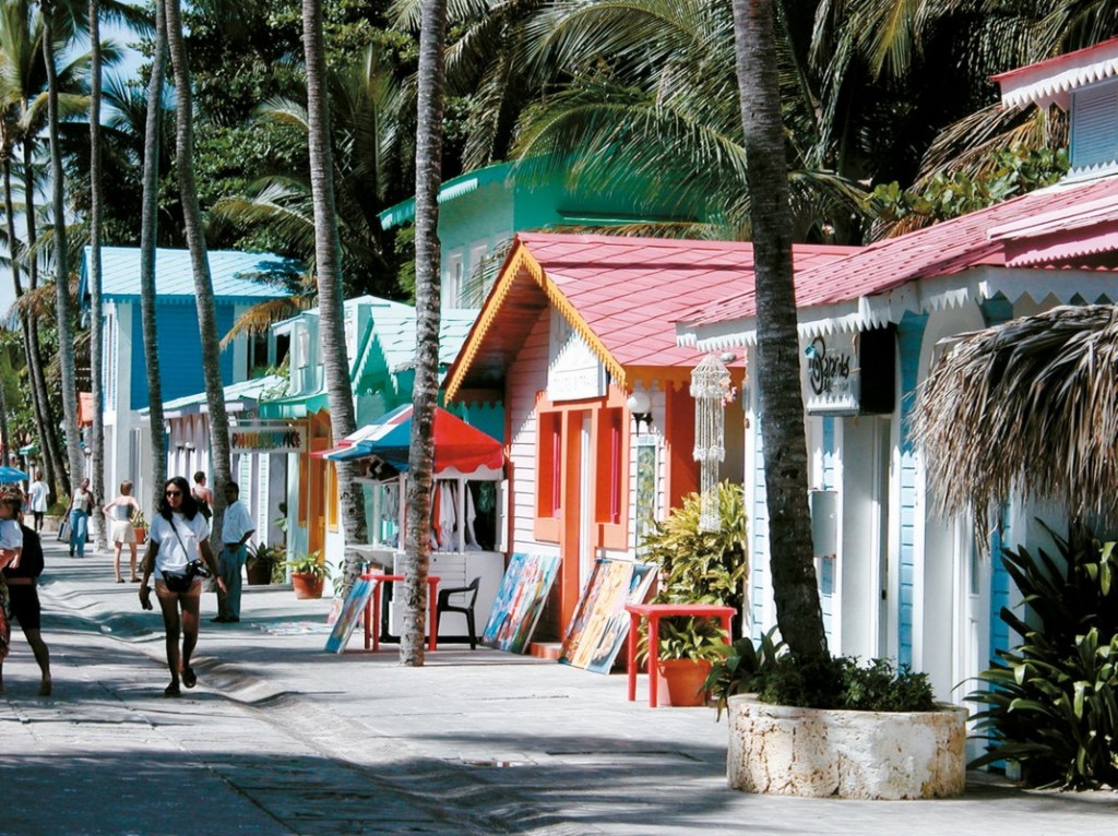 Playa Bavaro market beach 