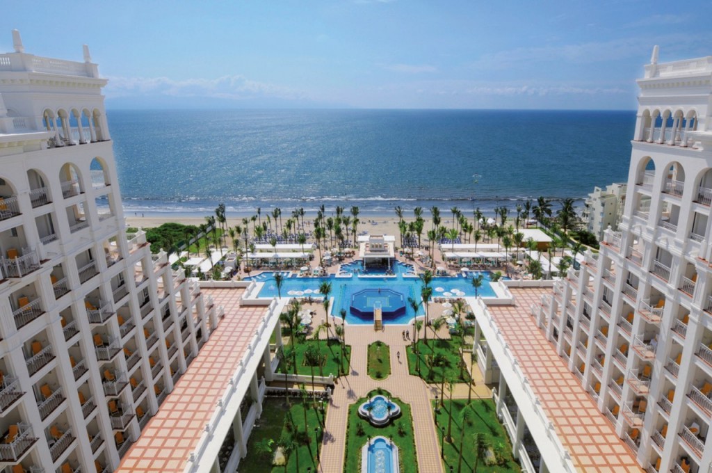 Riu Palace Pacifico views