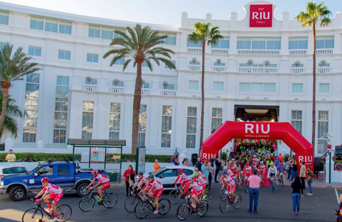 Sponsoring des Radsportteams RIU TEAM