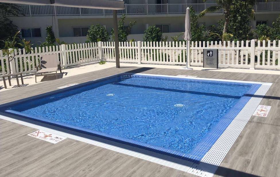 Los más peques de la casa podrán disfrutar de una piscina especial para ellos