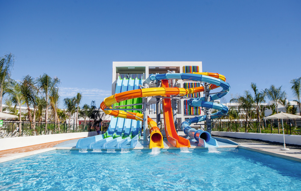 The hotel Riu Republica has its own Splash Water World