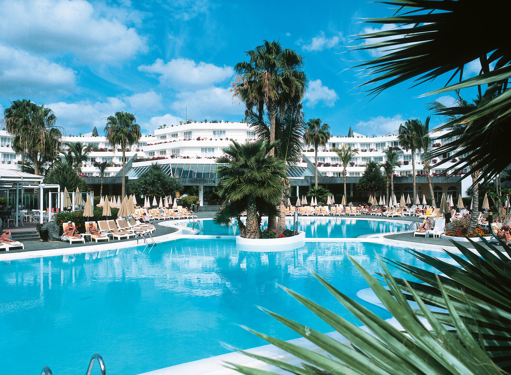 The Riu Paraiso Lanzarote hotel has four swimming pools