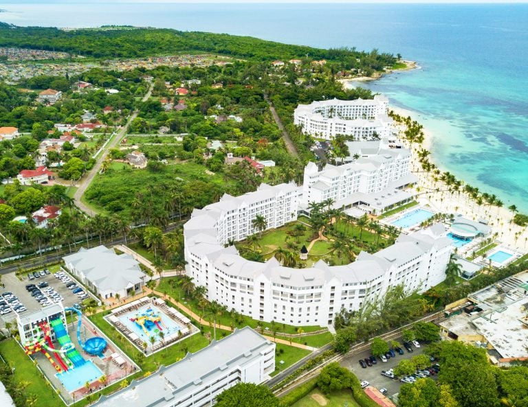 Splash Water World arrives in Jamaica Blog