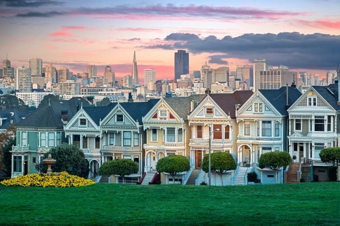 No te pierdas con RIU las famosas casas victorianas Painted Ladies