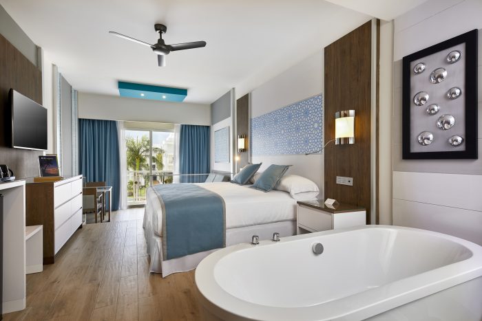 The Riu Palace Riviera Maya has 460 luxury rooms