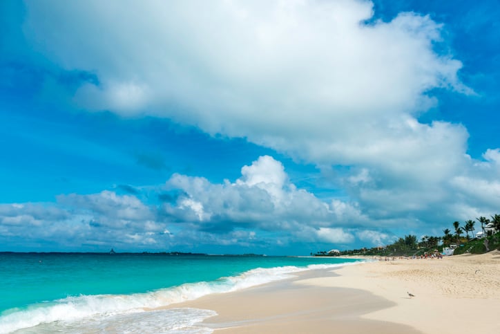 Enjoy the Bahamas at the Riu Paradise Island hotel