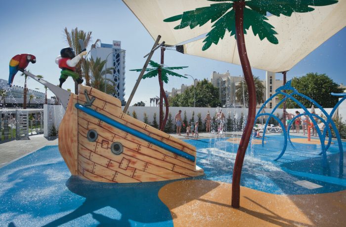 Das Hotel Riu Costa del Sol besitzt einen Splash, in dem die Kleinen in den heißen Monaten viel Spaß haben