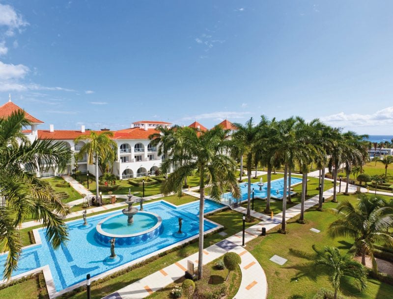 Gardens in the Hotel Riu Palace Mexico in Playa del Carmen