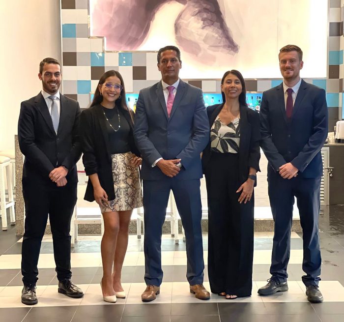 From left to right: Alberto Barcelona, assistant manager; Andrea Olvera, assistant manager; Victor Padilla, manager; Xochilt Aguayo, assistant manager and Nathan Chapman, assistant manager.