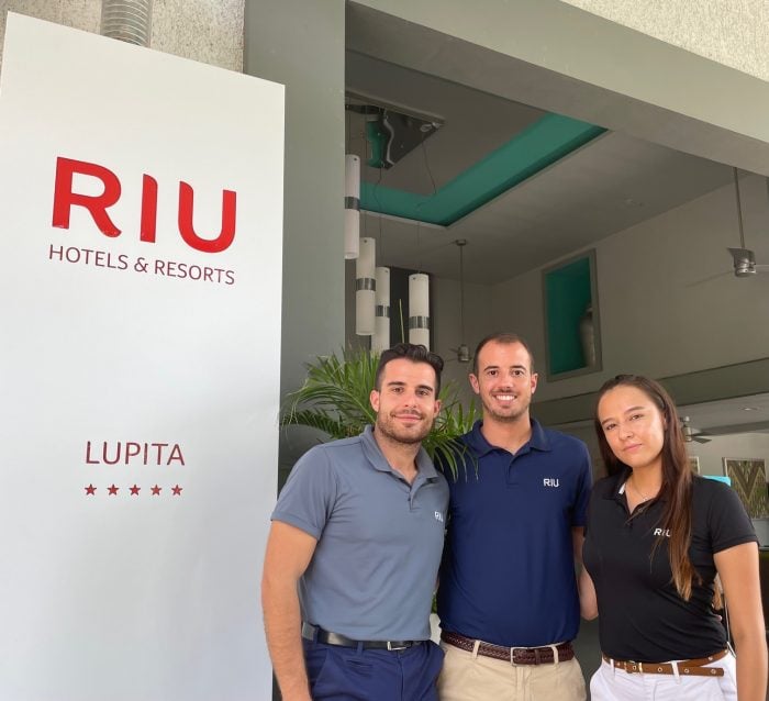 From left to right: Davide Cappitella, assistant manager; Francisco Morales, manager and Yoselin Servin, assistant manager.