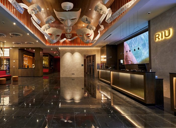 Lobby des Hotels Riu Plaza Manhattan Times Square, New York.