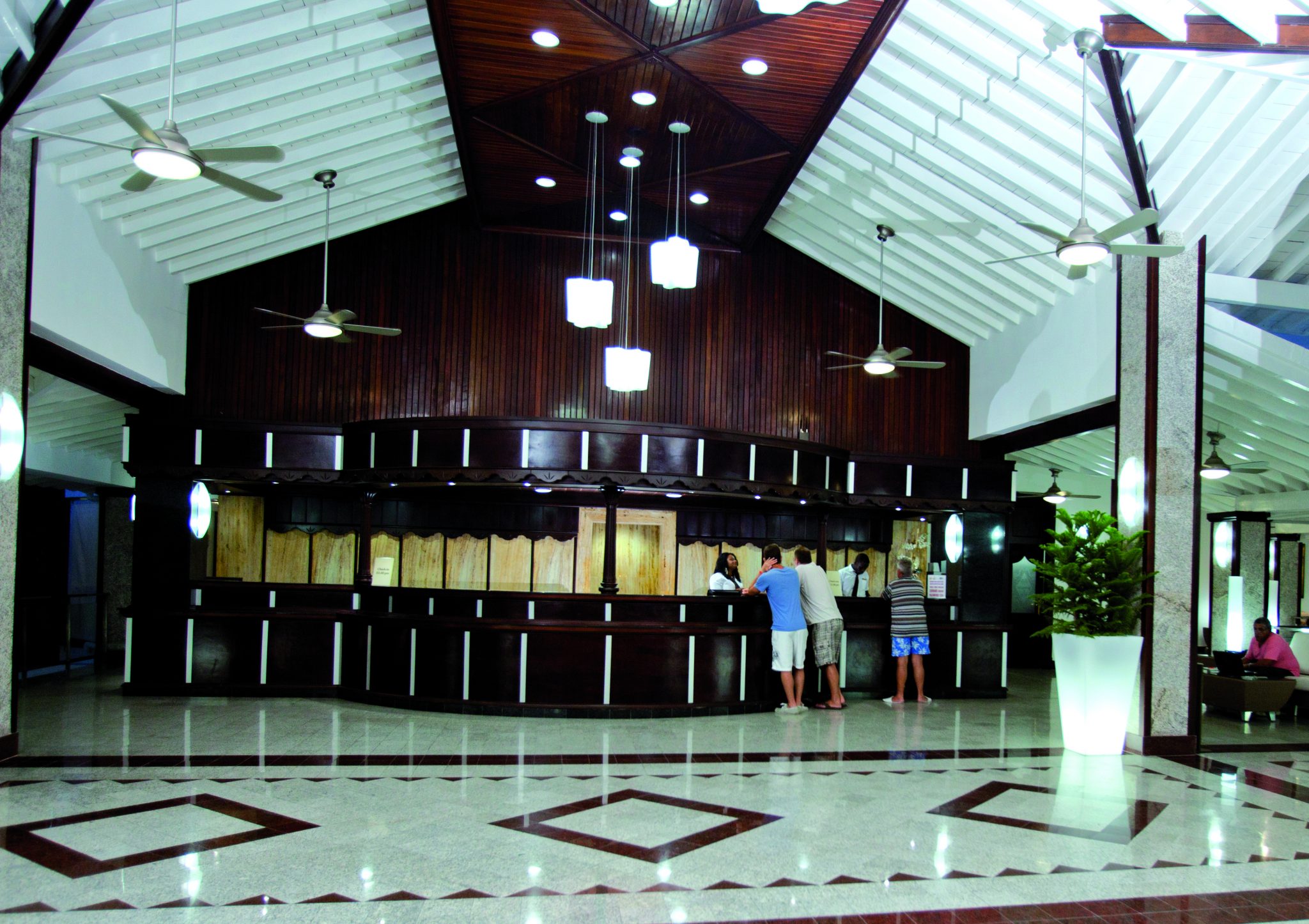 RIU presents the before and after at Riu Palace Macao| Blog RIU.com