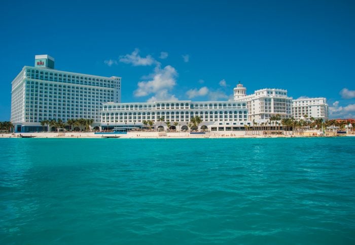 Outdoor area of the Hotel Riu Cancun, the first hotel in the Cancun hotel zone to introduce the All Inclusive offer in 2003