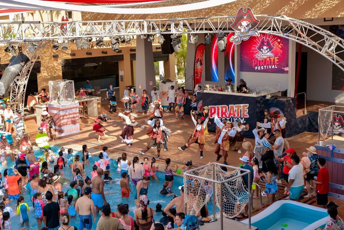 Festival Pirata Riu Santa Fe, Los Cabos