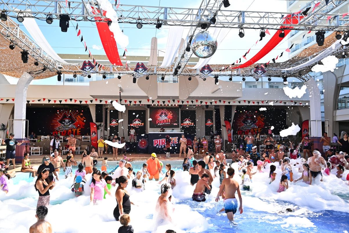 Festival Pirata Riu Caribe, Cancún