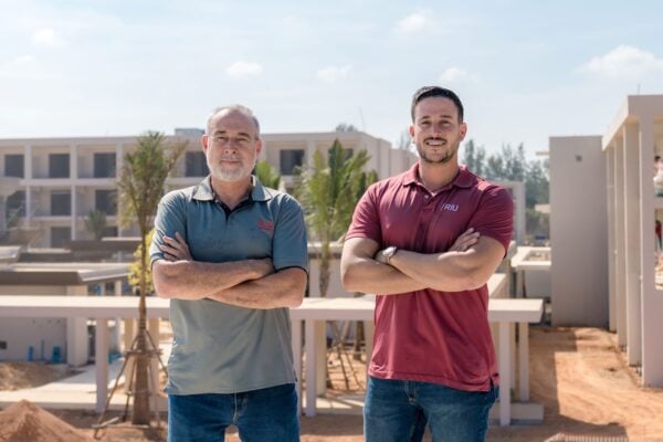 Luis Riu, CEO de RIU Hotels, y Roberto Riu, co-director de Obra y Diseño, visitan el futuro hotel Riu Palace Phuket, en Tailandia, que abrirá en 2026