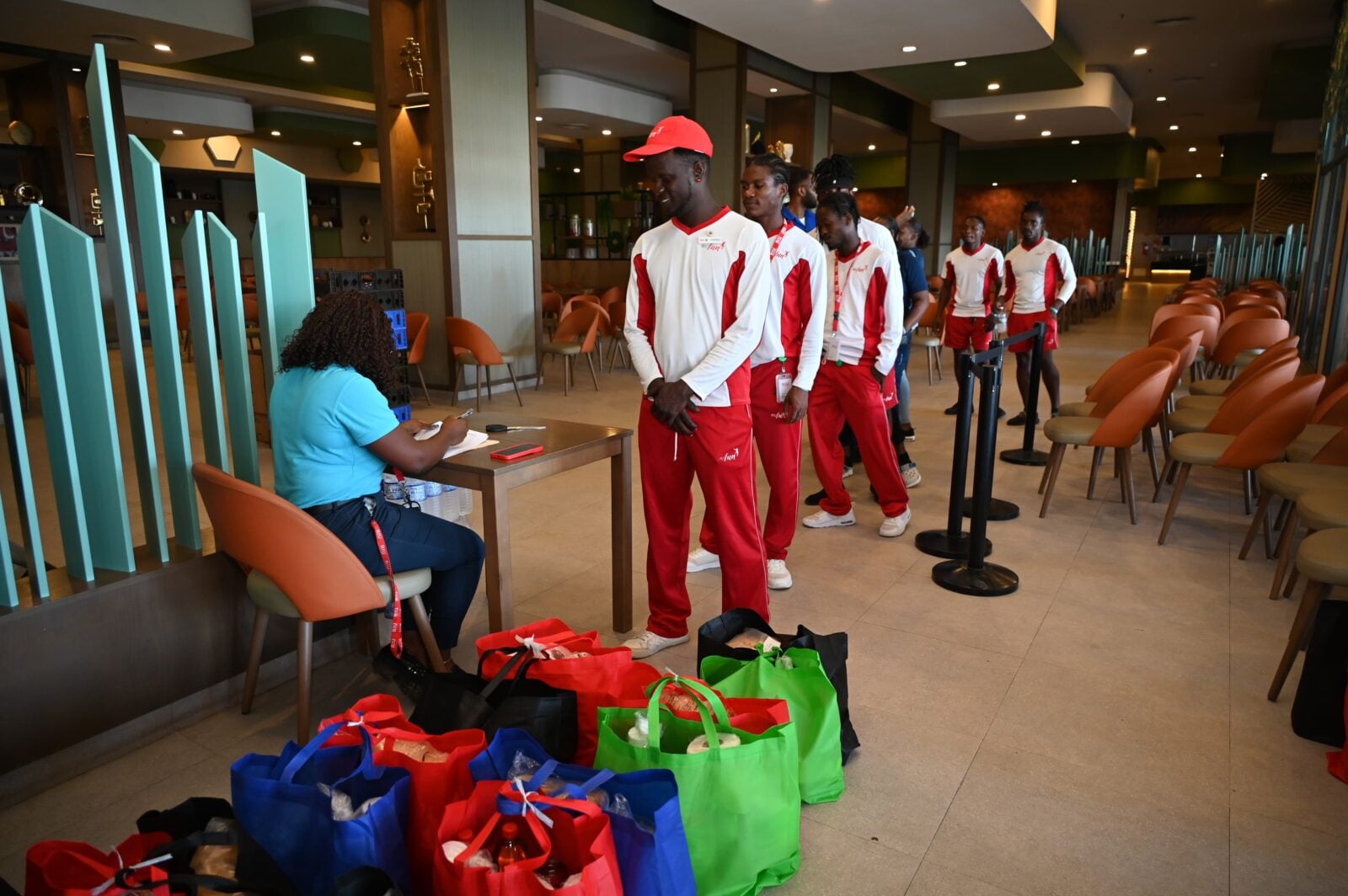 Comida Huracan Melissa