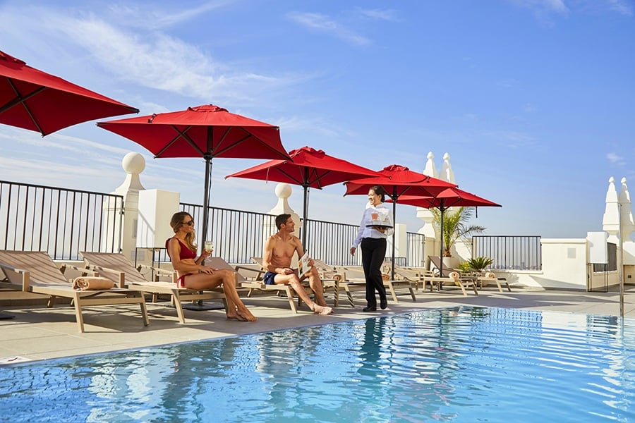 swimming Hotel Riu Plaza España