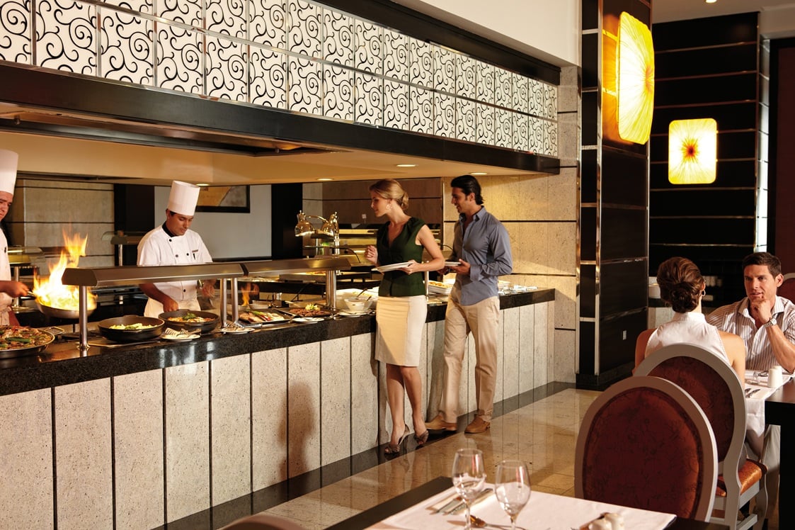 Image of the Hotel Riu Plaza Guadalajara buffet