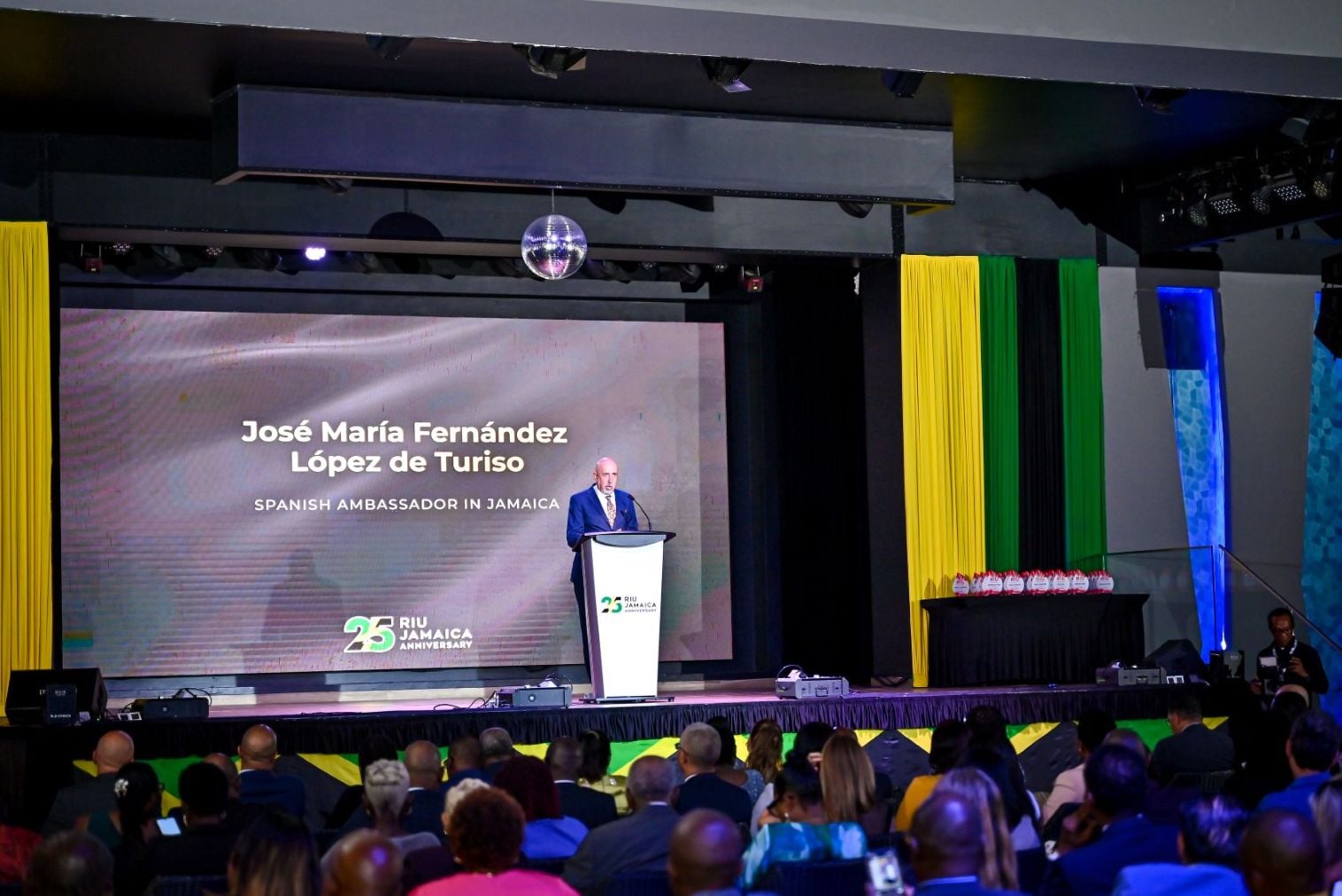 Discurso del Embajador de España durante la gala del 25 aniversario de RIU en Jamaica.