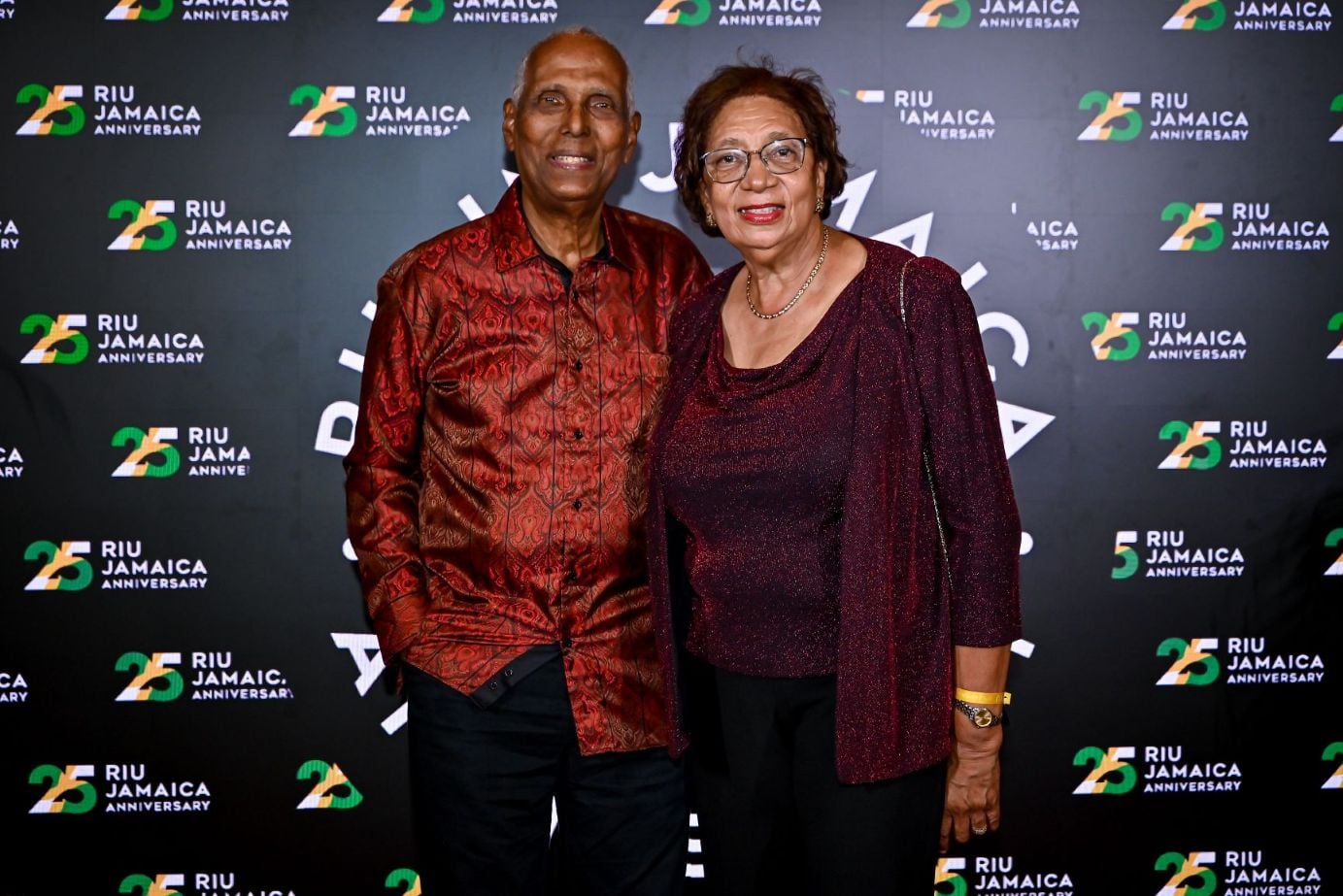 Imagen 40: sesión de fotos en el fotocall del evento del 25 aniversario de RIU de Jamaica.