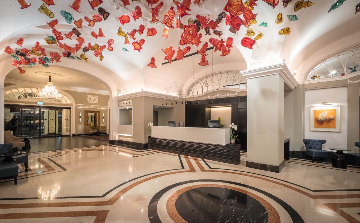 Lobby del Riu Plaza The Gresham Dublin.