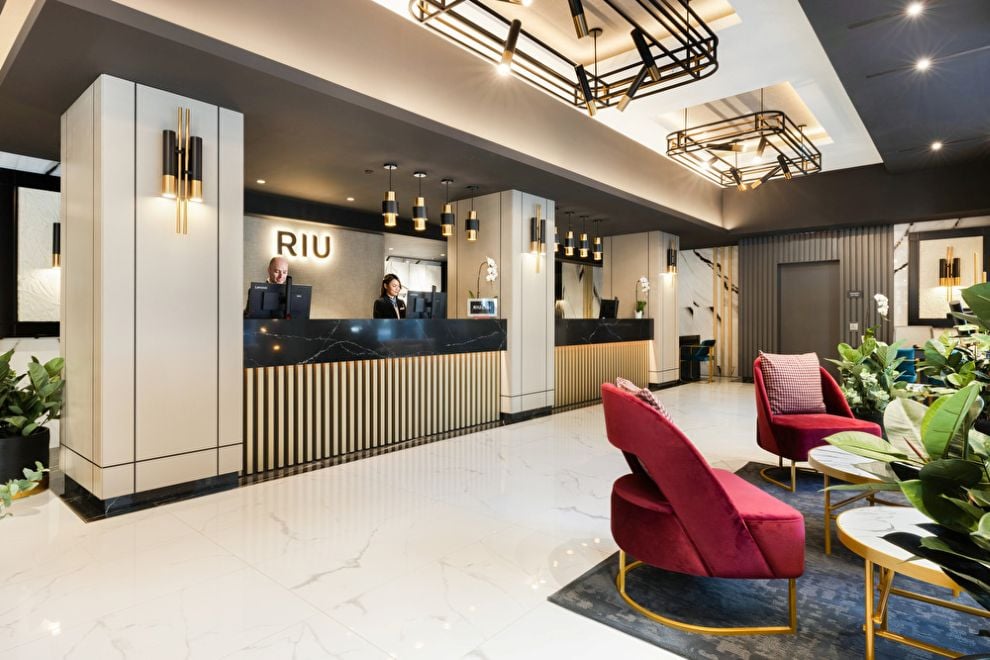Lobby del Riu Plaza Toronto.