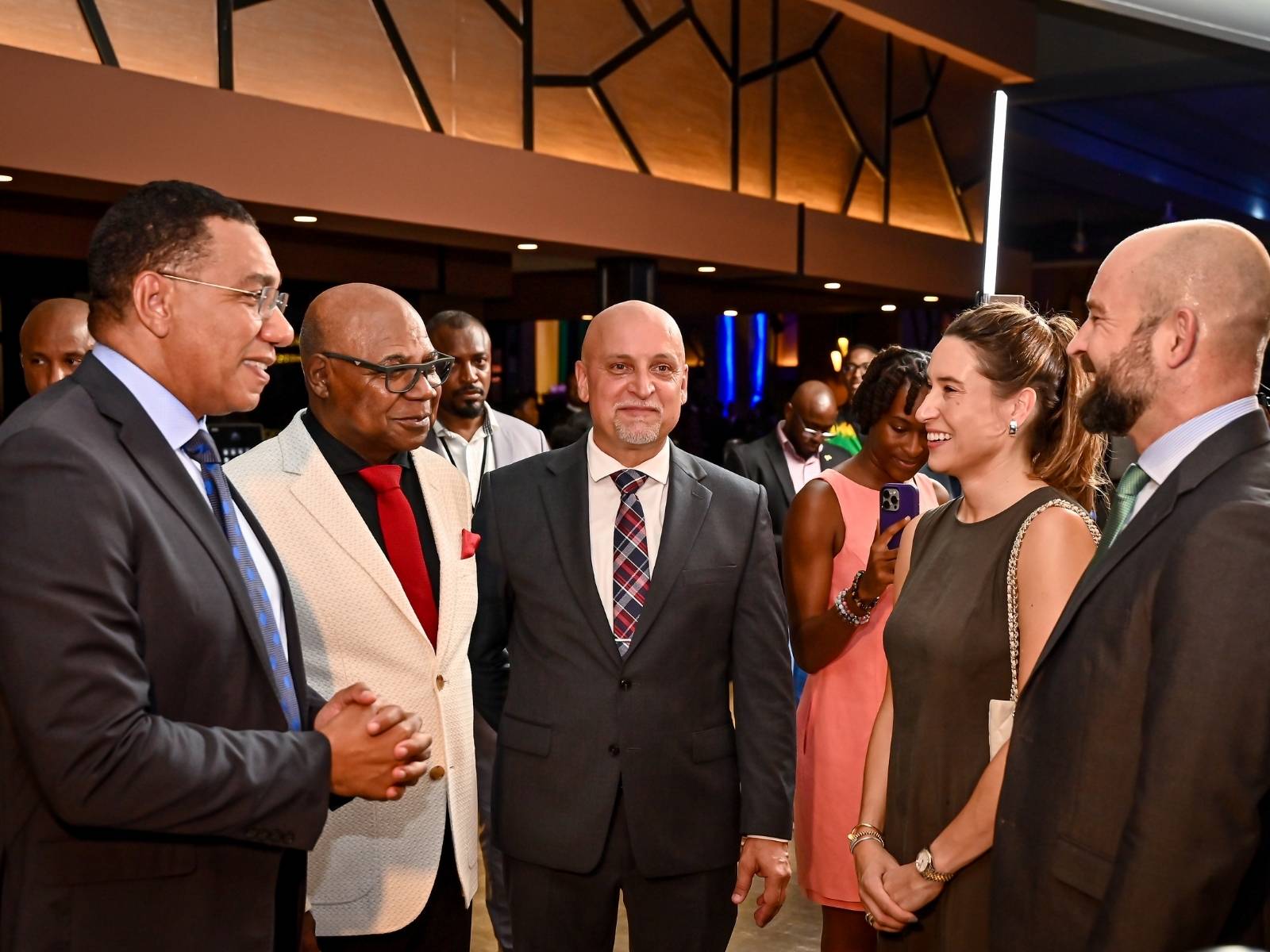 How has RIU celebrated its 25th anniversary in Jamaica?