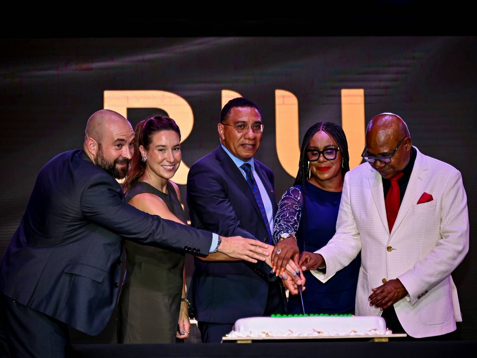 How has RIU celebrated its 25th anniversary in Jamaica?