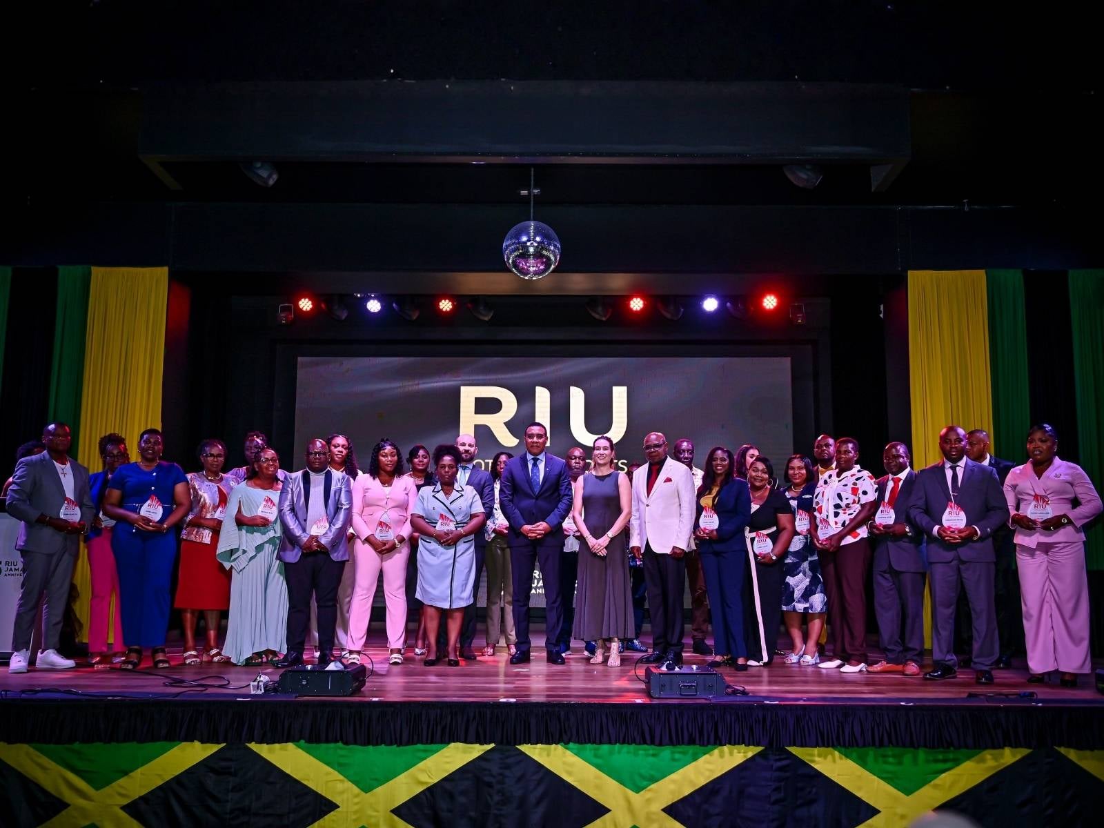 How has RIU celebrated its 25th anniversary in Jamaica?