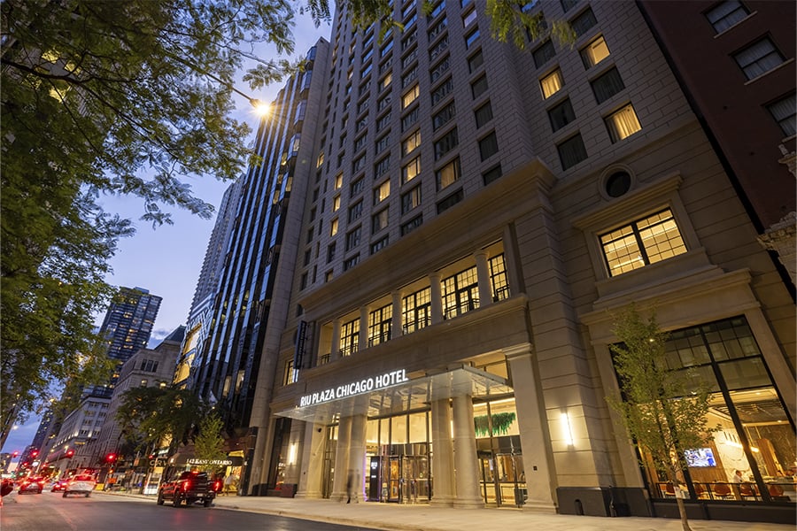 Abre el Riu Plaza Chicago