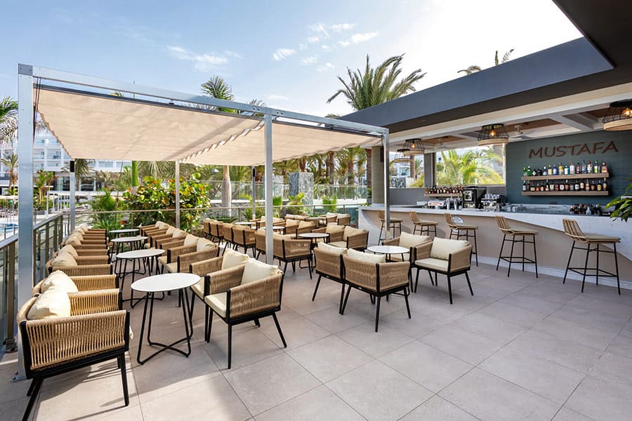Bar-pool-riu-palace-maspalomas-2.jpg