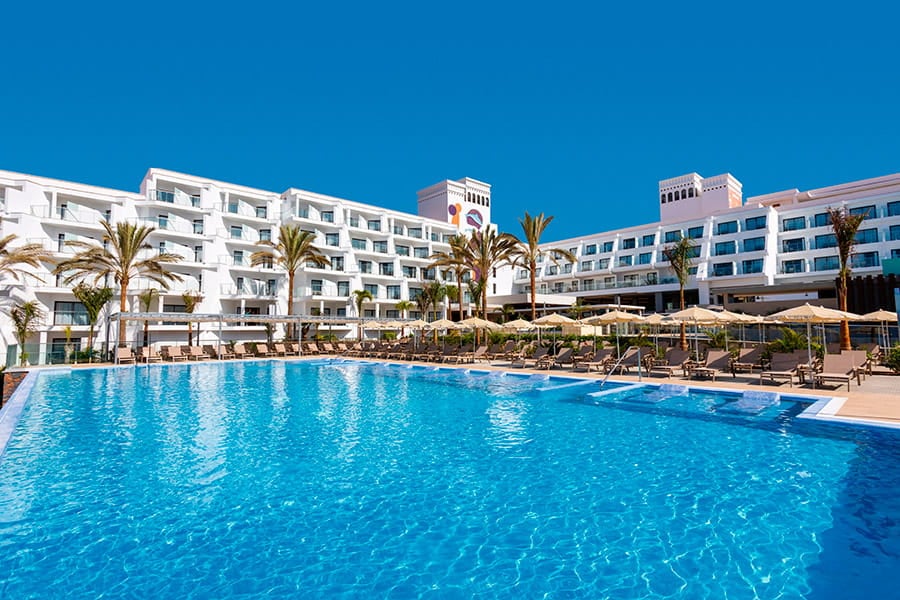 piscina-4-riu-buenavista.jpg