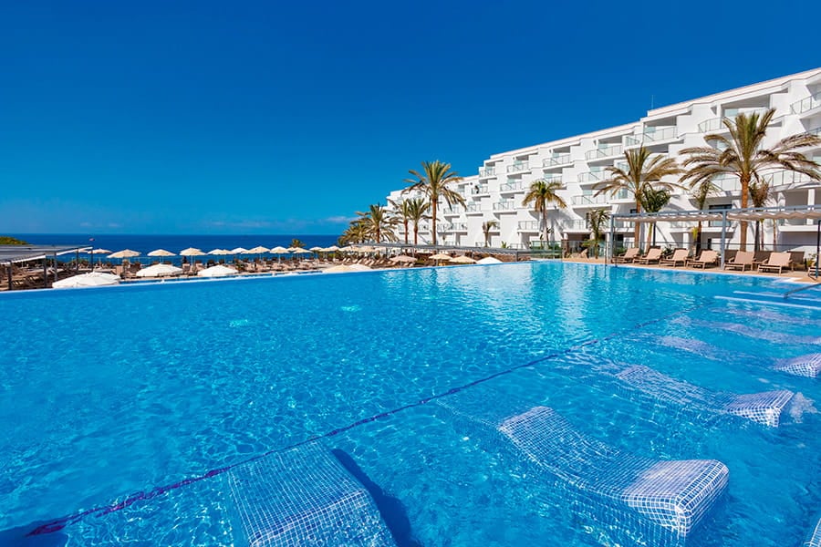 Piscina-5-riu-buenavista.jpg
