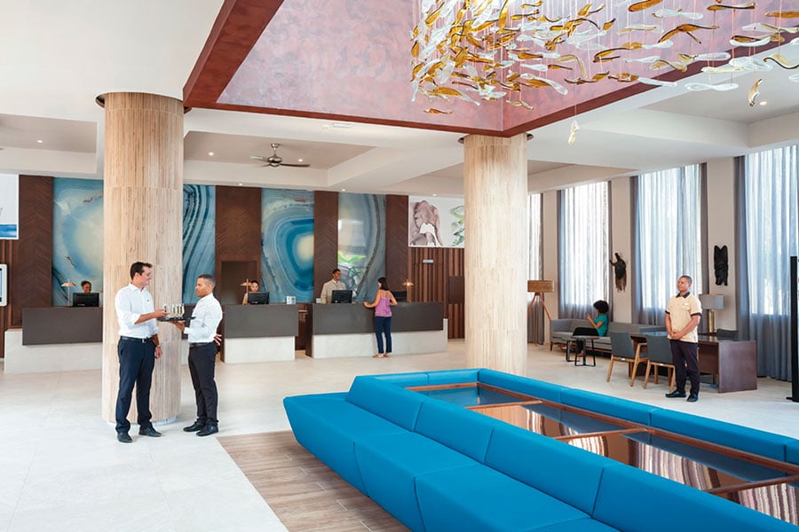 recepcion-hotel-riu-cabo-verde.jpg
