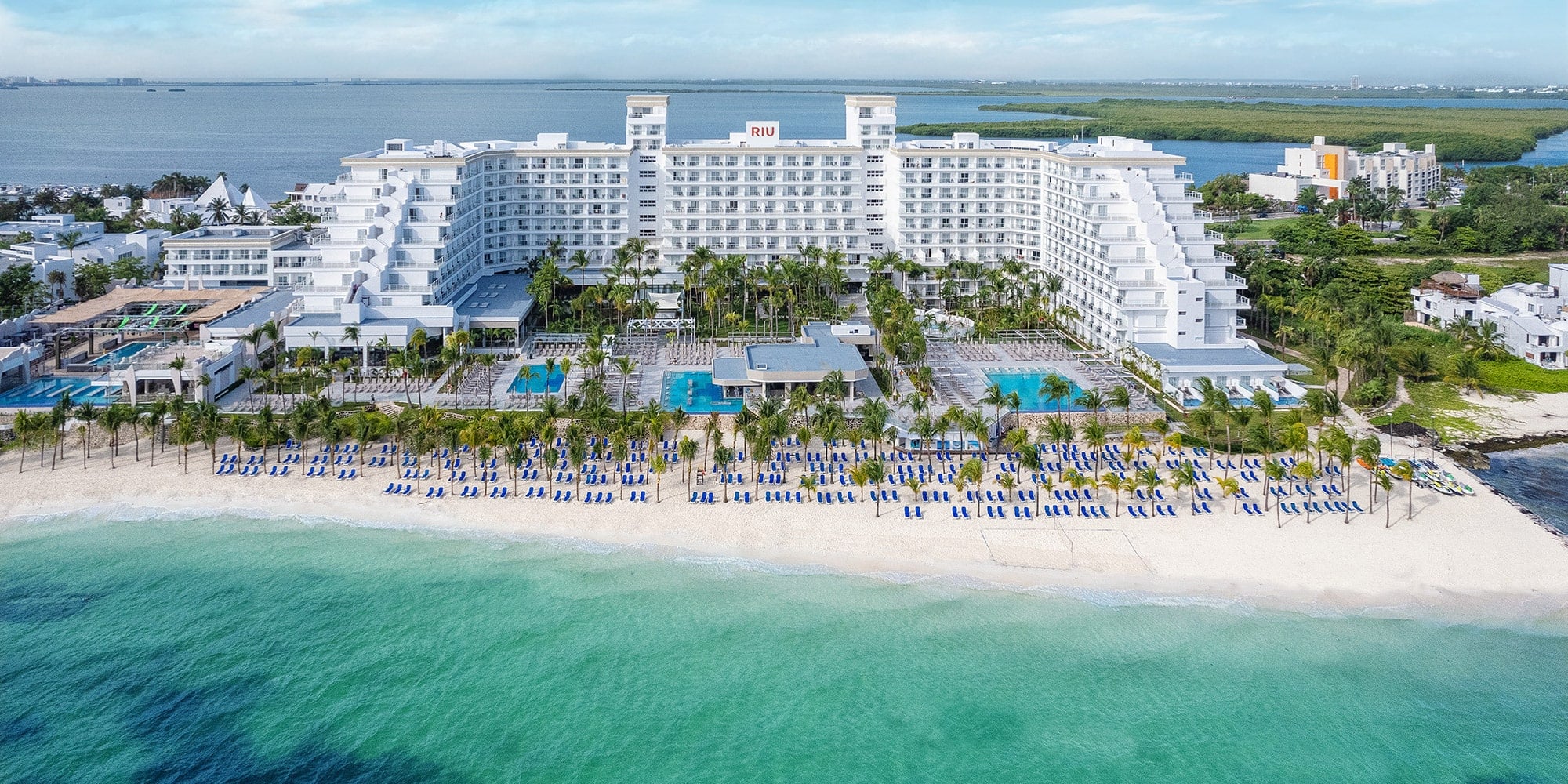 slide-hotel-riu-caribe.jpg