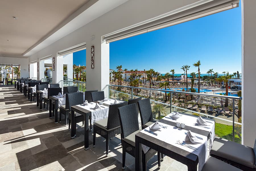 restaurante-hotel-riu-chiclana-7.jpg