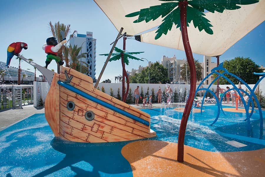 Riuland-piscina-hotel-riu-costa-del-sol-3.jpg