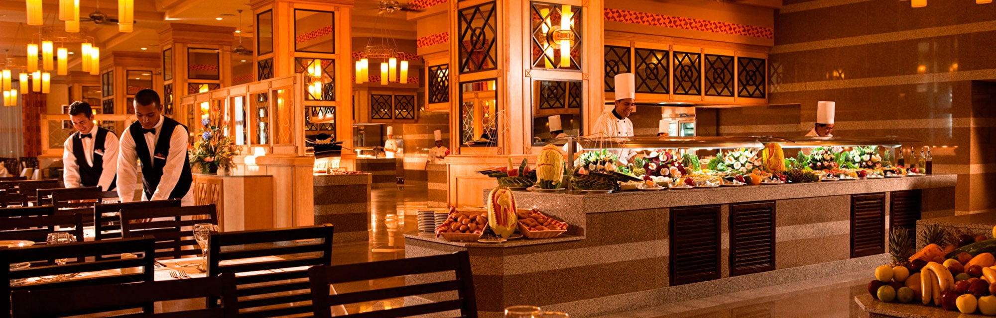hero-gastronomy-riu-emerald-bay.jpg