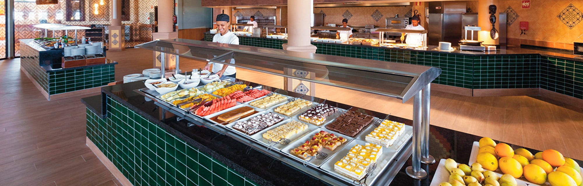 hero-gastronomia-riu-funana.jpg