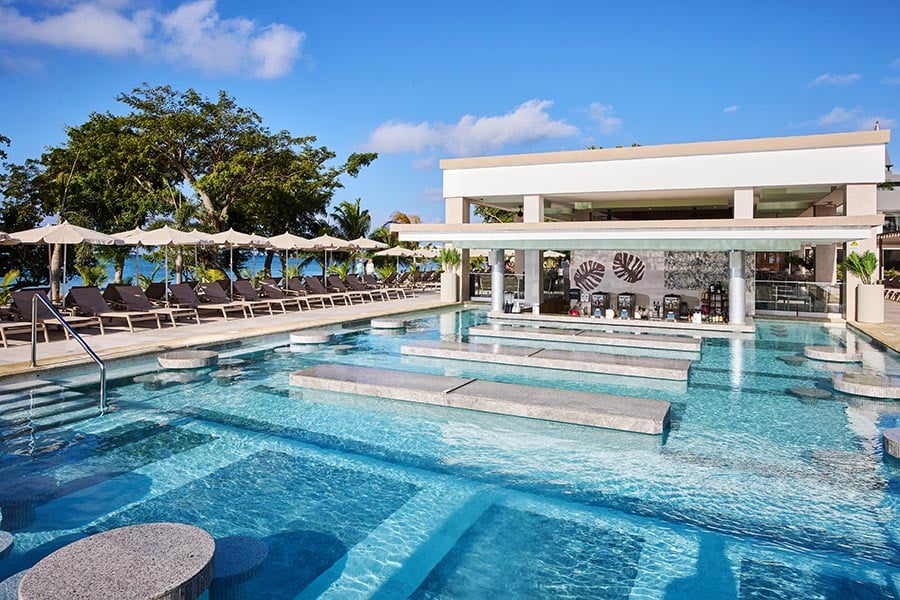 pool-hotel-riu-negril-7.jpg