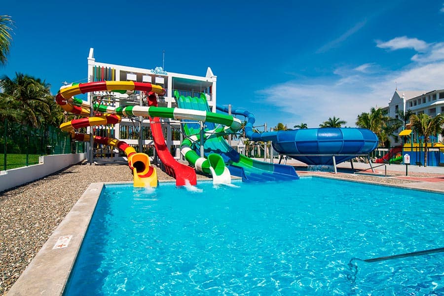 splash-water-park-hotel-riu-ocho-rios.jpg