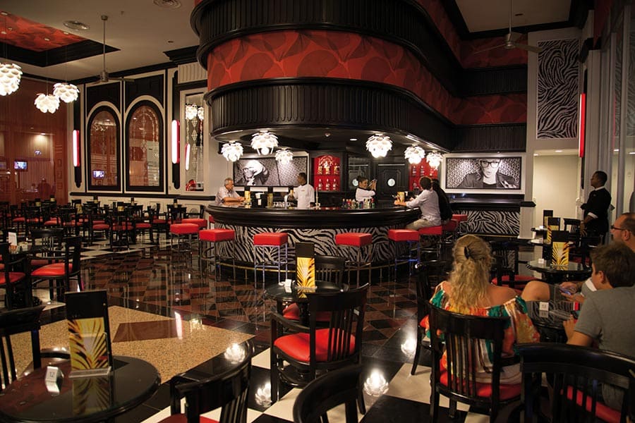 Bar-lobby-hotel-riu-palace-aruba.jpg