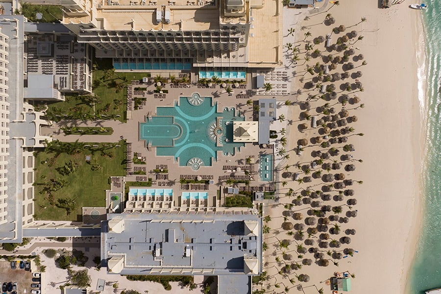 pool-hotel-riu-palace-aruba-4.jpg