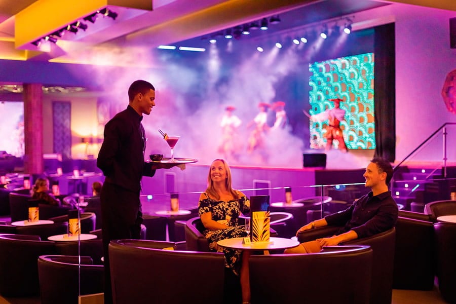 Lounge-show-bar-hotel-riu-palace-boavista.jpg