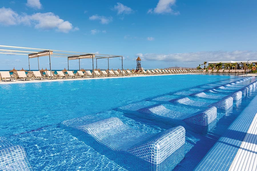 pool-riu-hotel-palace-boavista.jpg