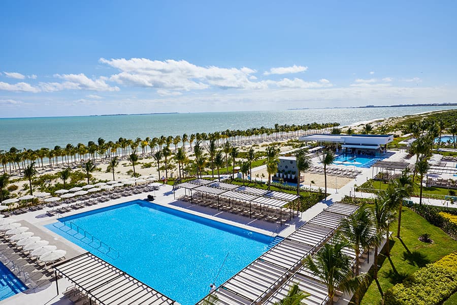 Pool-hotel-riu-palace-costa-mujeres-6.jpg